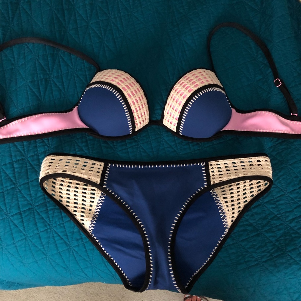 VS bikini!